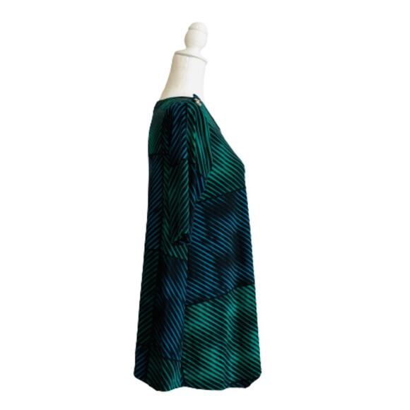 Dana Buchman Tunic Top Green Blue Black Geo Print Scoop Neck Short Sleeve Medium - Picture 4 of 12